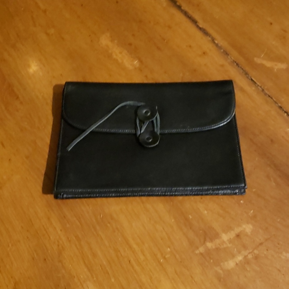 Black leather Pouch